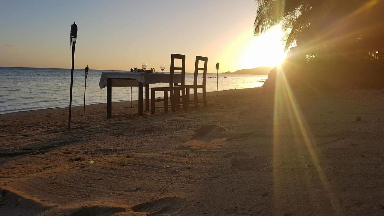 Namolevu Beach Bures Accommodation Coral Coast Eksteriør bilde